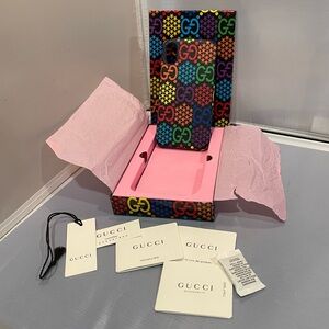 New Auth GUCCI iPhone Case for Iphone X/XS Psyche Limited Edition Rainbow Pride!